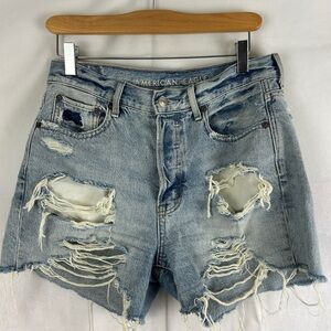 AMERICAN EAGLE 90s Boyfriend‎ Shorts Distressed Denim Size 4 High Rise Relaxed
